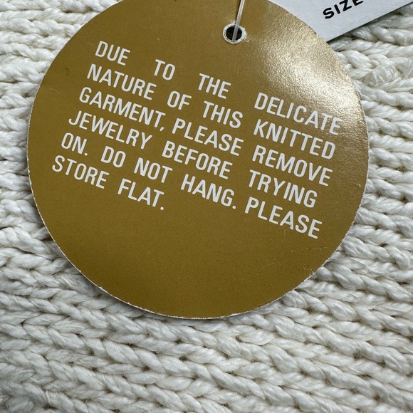 Vintage Liz Sport “Irish Brogue” hand knit cotton sweater - Picture 7 of 11